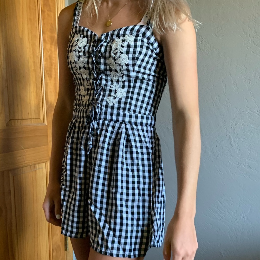 Hollister Small romper